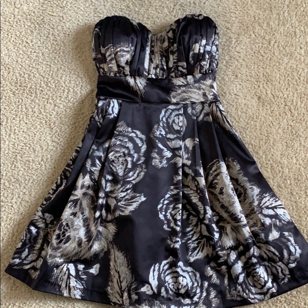 Guess sweetheart printed floral black dress
